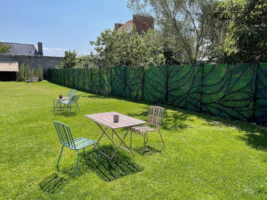 Appartement Frida - Plage 50M - Rue Gratuite سان مالو المظهر الخارجي الصورة